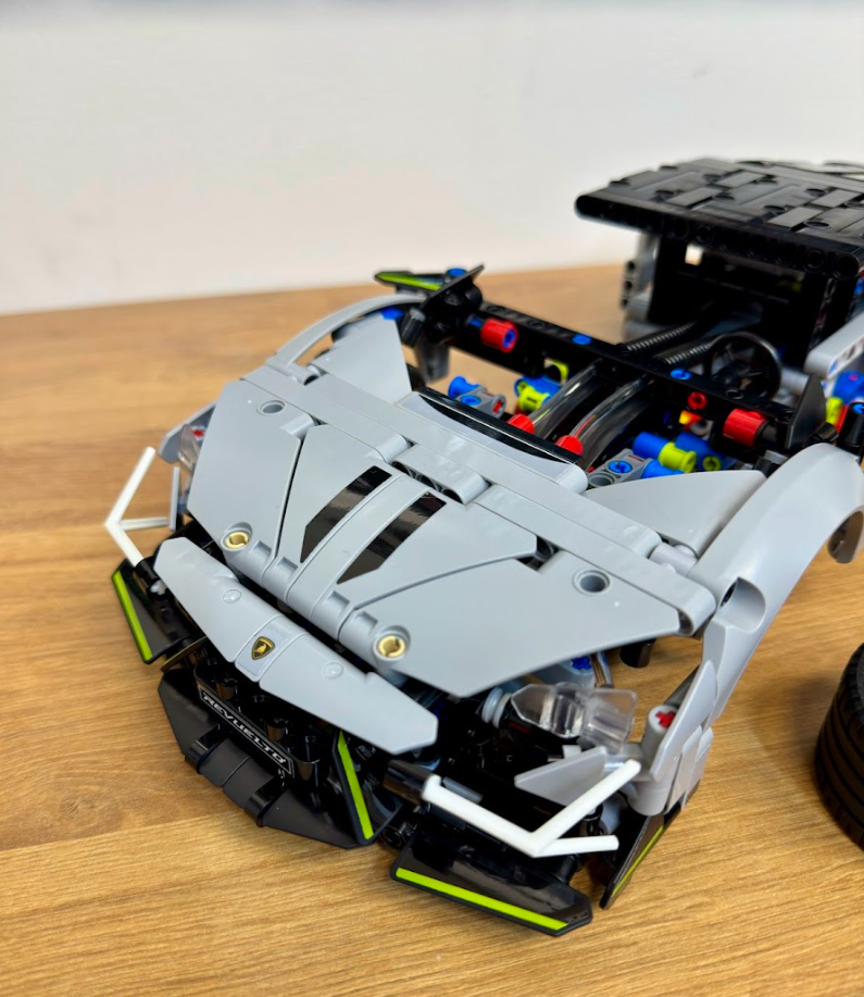 LEGO Lamborghini Revuelto houder