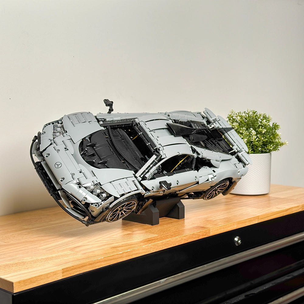 Standaard voor CaDA Mercedes-AMG ONE | C61503W