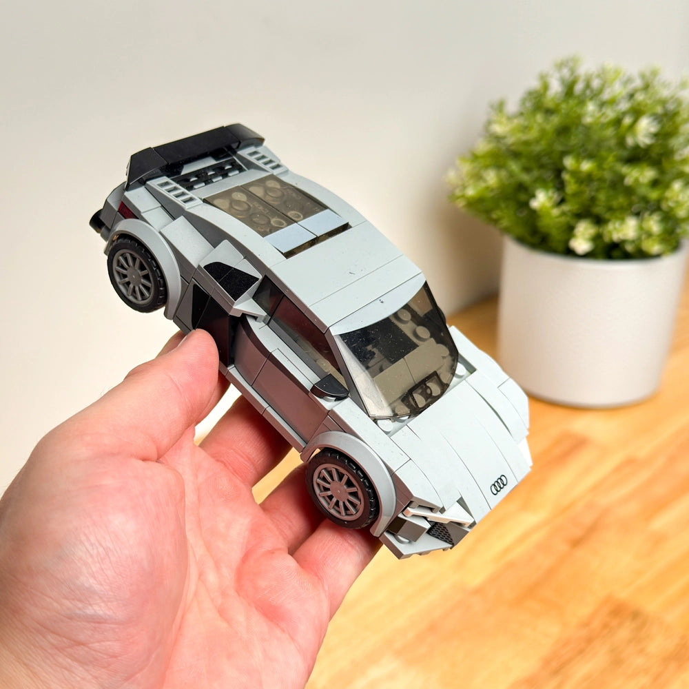 CaDA Audi R8 Coupé 1:24 - Bausatz Auto | C55027W