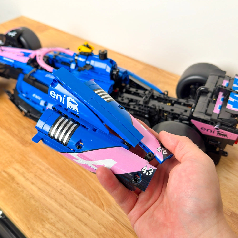 CaDA BWT Alpine F1 Team A525 1:8 - Bausatz Auto | C64012W