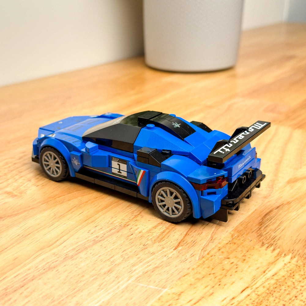 CaDA Maserati GT2 1:24 - Bausatz Auto | C55031W