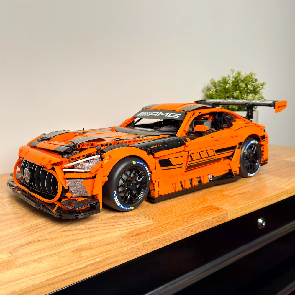 CaDA Mercedes-AMG GT3 1:8 - Building Set Car | C64008W
