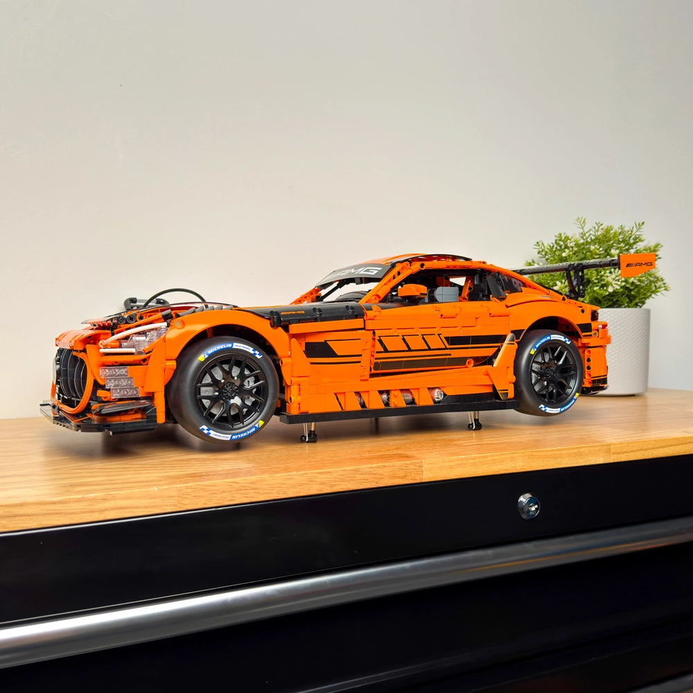 CaDA Mercedes-AMG GT3 1:8 - Building Set Car | C64008W