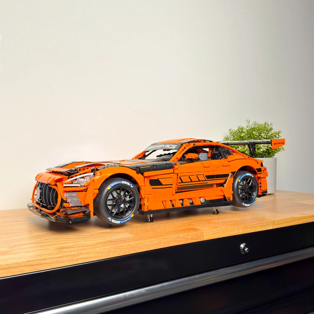 CaDA Mercedes-AMG GT3 1:8 - Building Set Car | C64008W