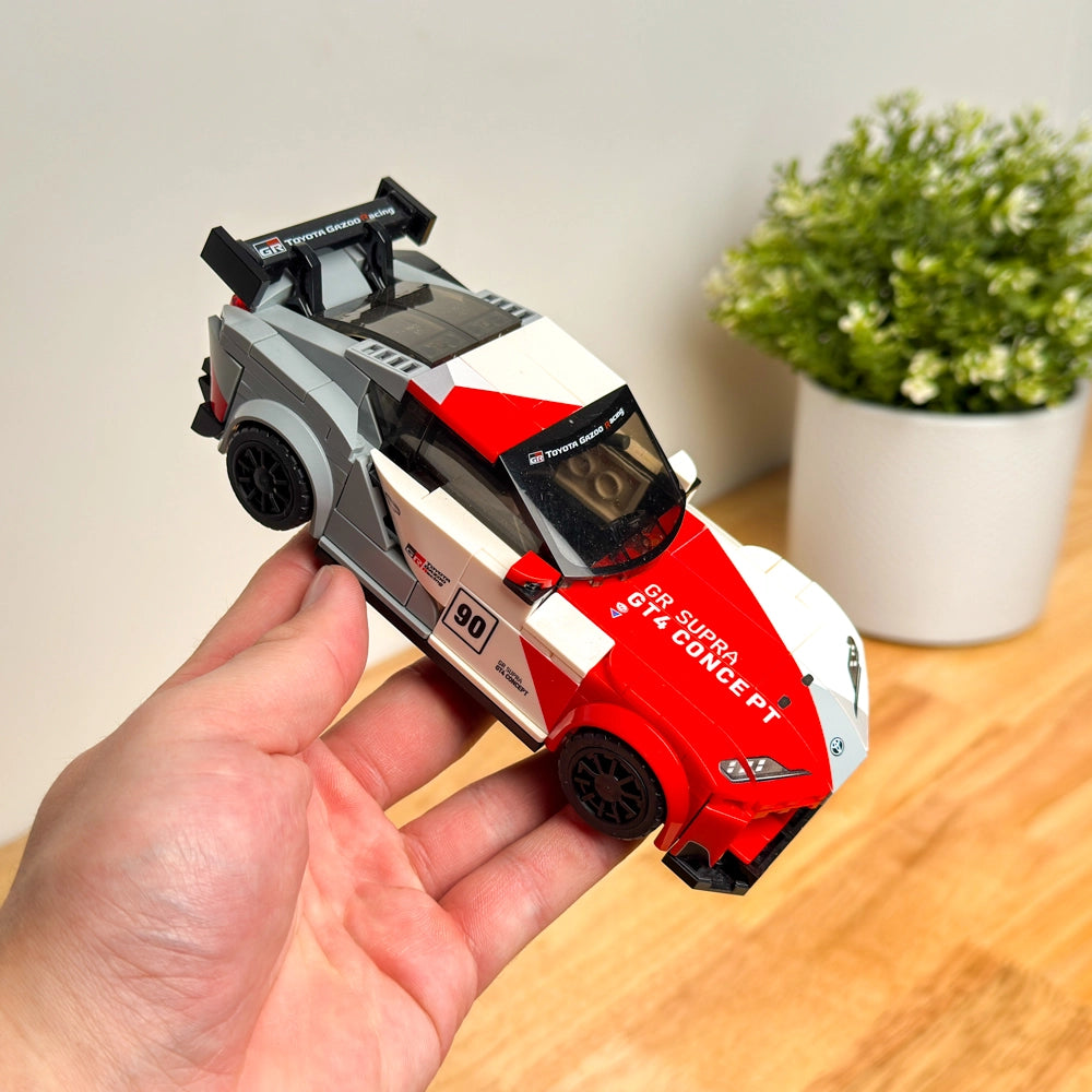 CaDA Toyota GR Supra GT4 1:24 - Bausatz Auto | C55041W
