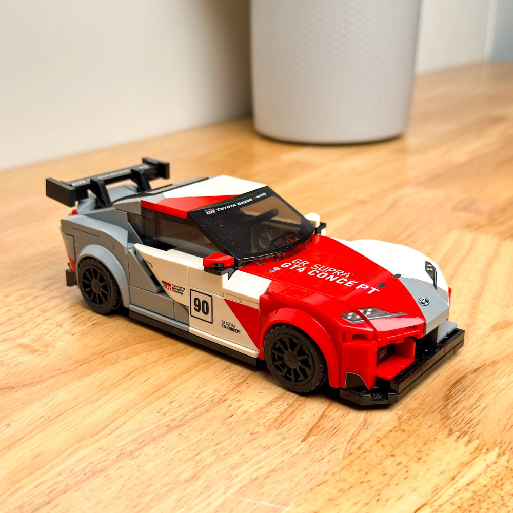 CaDA Toyota GR Supra GT4 1:24 - Bausatz Auto | C55041W