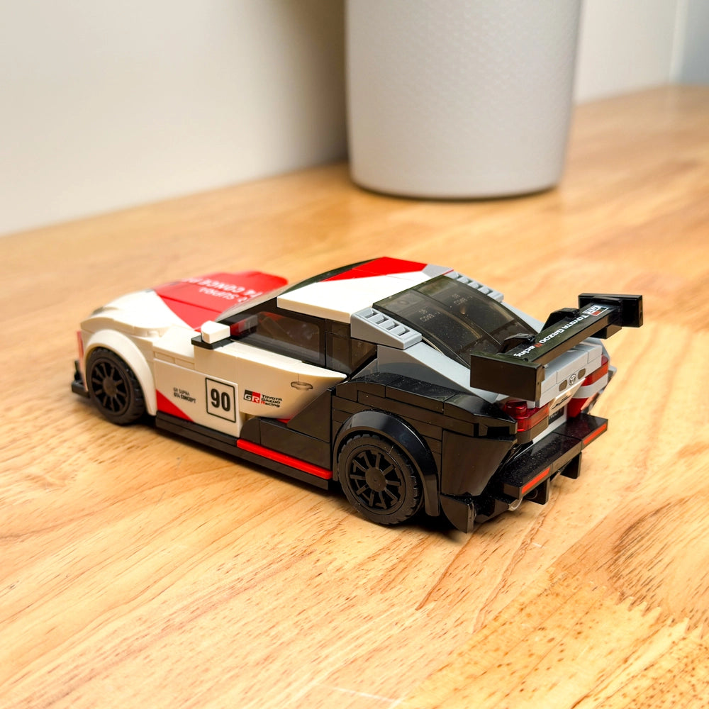 CaDA Toyota GR Supra GT4 1:24 - Bausatz Auto | C55041W