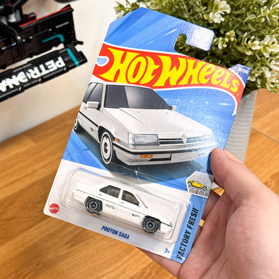 Hot Wheels Proton Saga - Wit (Amerikaanse Versie)