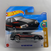 Hot Wheels '92 Ford Mustang schwarz | 127/250 (2025)