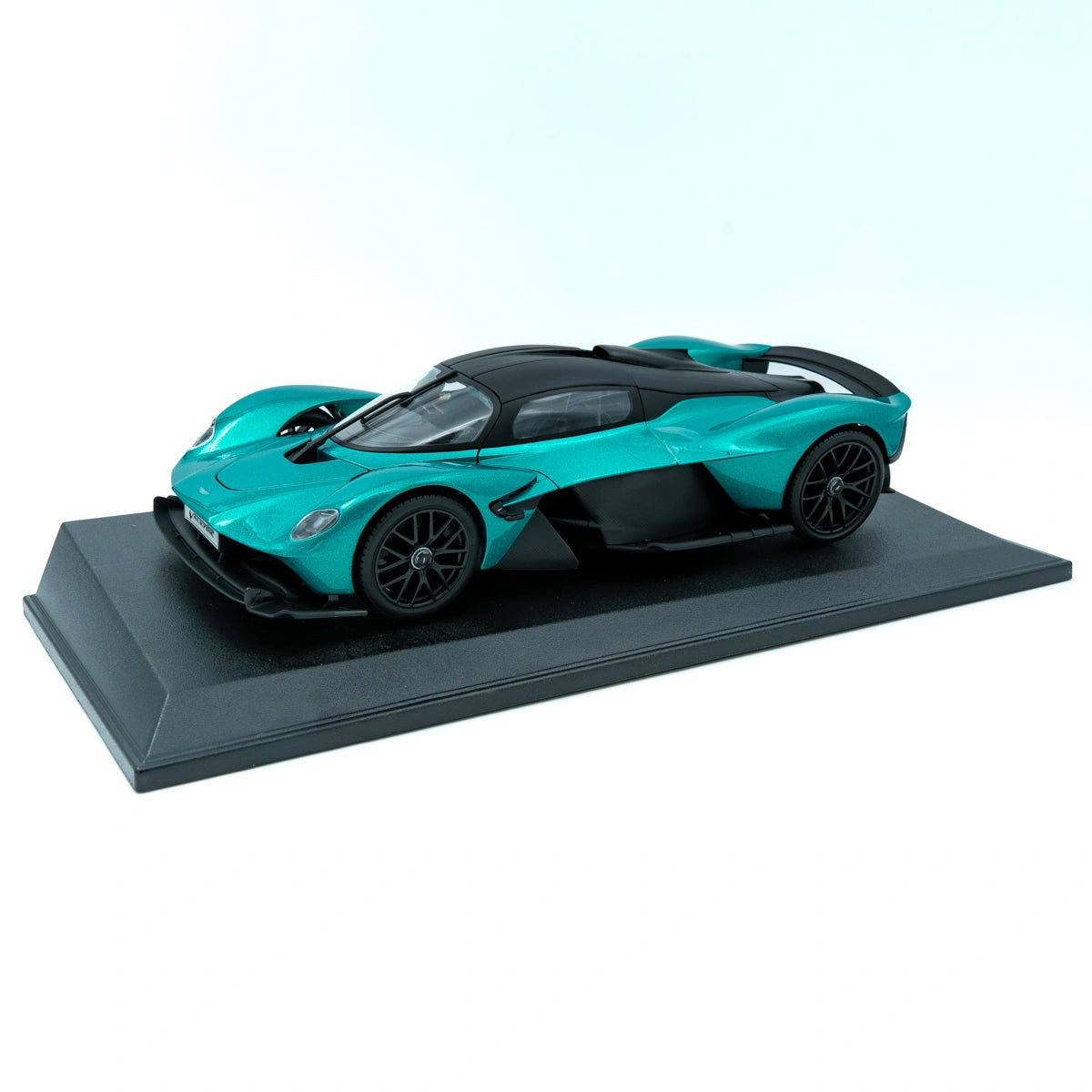Maisto Aston Martin Valkyrie 2022 Special Edition Schaalmodel 1:18