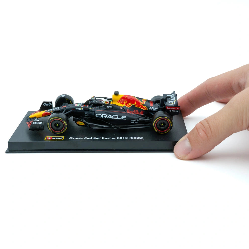 Burago Oracle Red Bull Racing RB18 Max Verstappen 2022 Schaalmodel 1:43