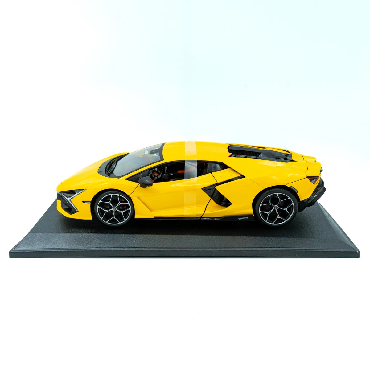Maisto Lamborghini 74X Revuelto Special Edition Schaalmodel 1:18